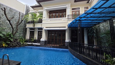 Rumah Area Luxury Menteng, Jakarta Pusat - Harga Menarik 55 Miliar