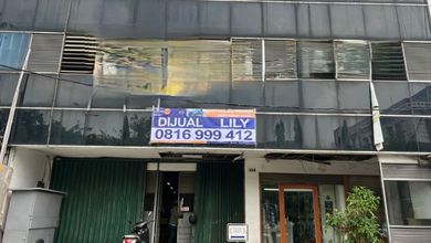 Ruko Gandeng Di Rawamangun Jalan Raya Cocok U/Showroom, Bank, Workshop