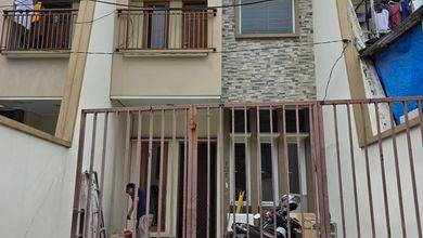 Rumah Modern LT 67 Jual di Sunter, Jakarta Utara