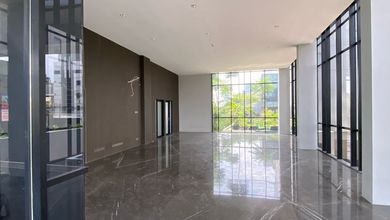 Gedung Baru 9 Lt Di Fatmawati Jaksel