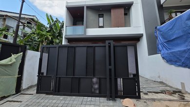 Kesempatan Eksklusif, rumah Prestisius di Sunter, Jakarta Utara, LB 184m²