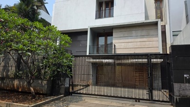 Dijual rumah Eksklusif di Ancol, Jakarta Utara - LT 600m²