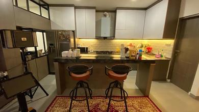 Penawaran Eksklusif, rumah Prestisius di Pondok Labu, Jakarta Selatan, LB 260m²