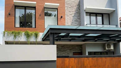 Penawaran Eksklusif, rumah Mewah di Ciputat, Tangerang Selatan, LB 350m²