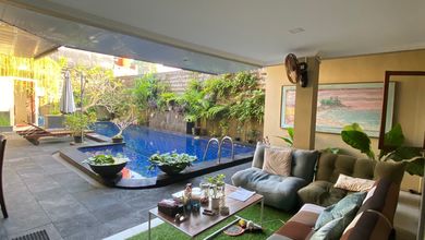 Penawaran Langka, rumah Mewah di Bintaro, Tangerang Selatan, LB 600m²
