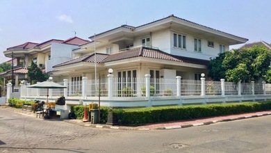 Penawaran Eksklusif, rumah Mewah di Bintaro, Tangerang Selatan, LB 600m²