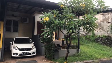 Jual Segera Rumah Elit area Karawaci, Tangerang, Luas 119 m2