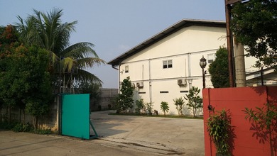 Dijual Ex Pabrik Bisa Akses Container 40 feet di Jalan Cibenter Curug, Tangerang