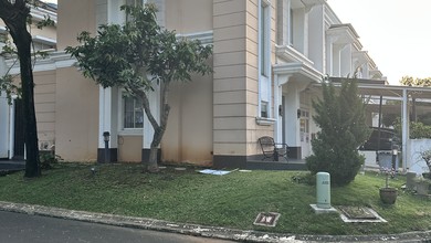 Jual Rumah Bagus LT 173 m2 di Summarecon Serpong, Tangerang