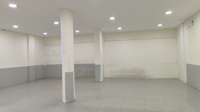 Disewakan Hanya Lantai 2 Saja Ruko Gandeng