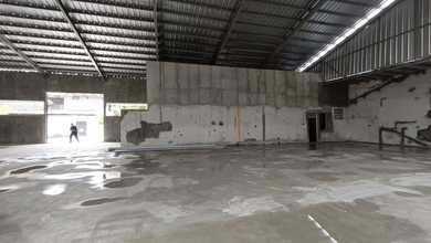 Gudang Kantor dan Mess di Penggilingan Jakarta Timur Siap Huni