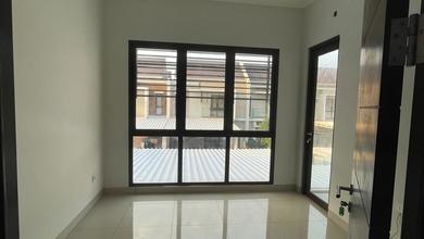 Kontrakan Murah di Summarecon Bekasi, Bekasi, 4 KT, Harga 70 Juta /tahun