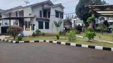 Rumah Mewah di Pulomas, Jakarta Timur, 5 Kamar Tidur, LT 208m²