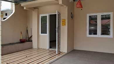 Kontrakan Murah di Harapan Indah, Bekasi, 2 KT, Harga 32 Juta /tahun