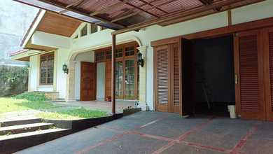 Rumah Area Premium Mega Kuningan, Jakarta Selatan - Harga Terbaik 30 Miliar