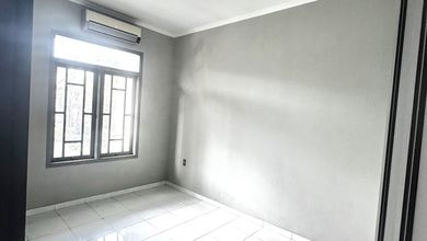 Hunian Mewah di Kawasan Pulomas, Jakarta Timur, LB 143m², Harga 3,2 Miliar