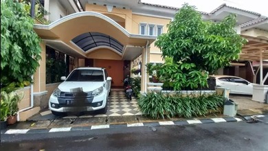 Rumah Dijual di Jatinegara, Jakarta Timur, LB 140m², Harga Kompetitif!