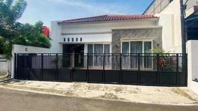 Rumah Mewah di Kawasan Candisari, Semarang, LB 200m², Harga 4 Miliar