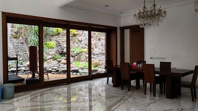 Hunian Mewah di Kelapa Gading, Jakarta Utara, 4 Kamar Tidur, LT 392m²