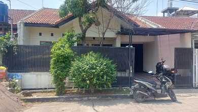 Jual Rumah Strategis di Taman Kopo Indah, Bandung - LT 135m²