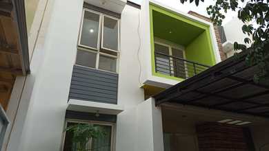 Rumah Dijual di Harapan Indah, Bekasi, LB 144m², Harga Terbaik!
