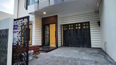 Penawaran Eksklusif, rumah Mewah di Cipinang, Jakarta Timur, LB 360m²