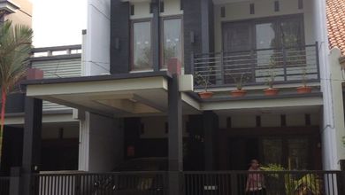 For Sale rumah Eksklusif di Pondok Kelapa, Jakarta Timur - LT 121m²