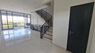 Disewakan Ruko 3 Lantai Di Summarecon Crown Gading Bekasi