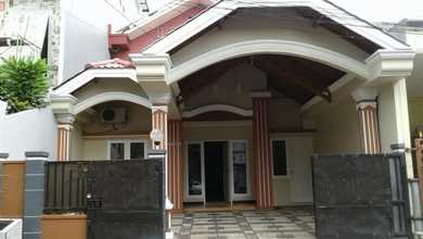 Promo Rumah di Bekasi, Bekasi, LB 200m², Harga 2,3 Miliar