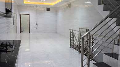 Dijual Ruko 3 Lantai Cantik di Pejuang Bekasi