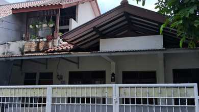 Rumah Prestisius di Kawasan Grogol, Jakarta Barat, LB 157m², Harga 2,6 Miliar