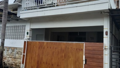 Properti Siap Pakai di Kawasan Serpong Utara, Tangerang Selatan, LT 162m²