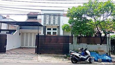 Rumah Prestisius di Kawasan Cipinang, Jakarta Timur, LB 280m², Harga 4,9 Miliar