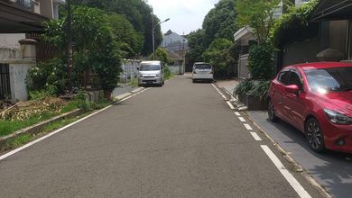 Rumah Mewah di Kawasan Pulomas, Jakarta Timur, LB 120m², Harga 3 Miliar