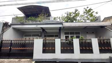 Rumah Dijual di Larangan, Tangerang, LB 220m², Harga Terbaik!