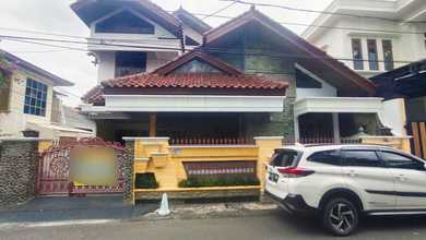 Dijual rumah Eksklusif di Pondok Bambu, Jakarta Timur - LT 290m²
