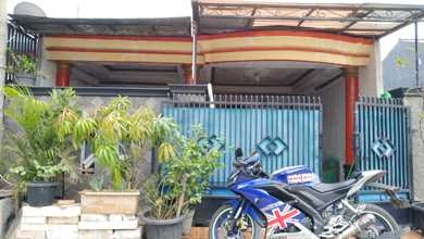 Rumah Nyaman Lokasi Golden City, Bekasi, LT 90m², Harga 475 Juta