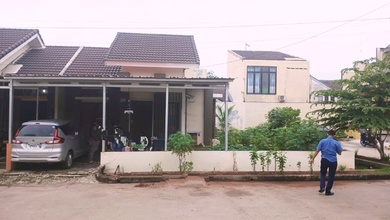 Rumah Siap Pakai di Area Tarumajaya, Bekasi, LT 180m²