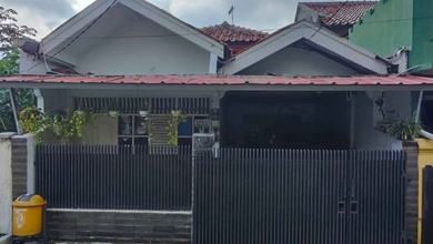 Jual Rumah Strategis di Bekasi Timur, Bekasi - LT 90m²