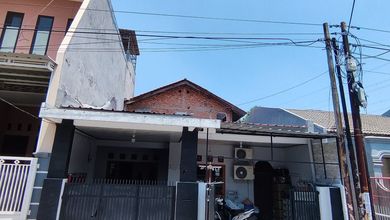 Rumah Siap Pakai di Area Telukpucung, Bekasi, LT 105m²