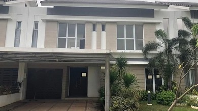Disewakan Rumah Terjangkau di Jakarta Garden City, Jakarta Timur, LT 240m²