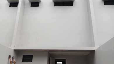 Disewakan Ruko Lavanya Harapan Indah Bekasi