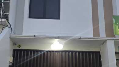 Dijual Cepat Ruko 2 Lantai Lokasi Ramai di Harapan Jaya Bekasi