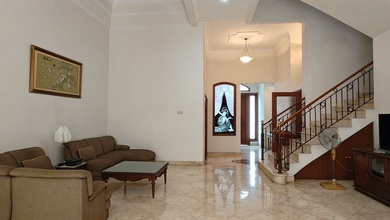 Rumah Mewah di Sunter, Jakarta Utara, 4 KT, LT 297m²
