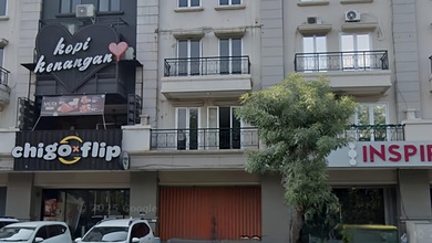 Ruko Green Lake Sunter , Area Komersil