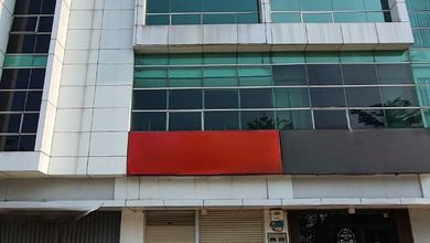 Ruko The Linq Kemayoran Hadap Jalan Raya