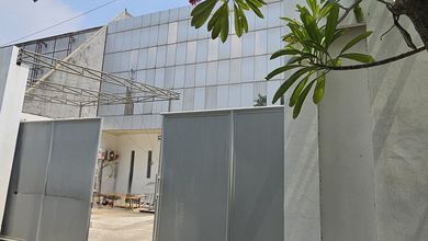 Turun Harga...!!!gudang Serbaguna Bisa Masuk Container, Jarang Ada !