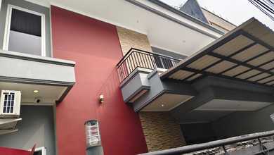 Rumah Modern Luas 200 Jual area Grogol, Jakarta Barat