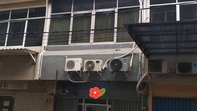 Ruko 4 lantai cocok buat kantor di Cempaka Putih Jakarta Pusat 