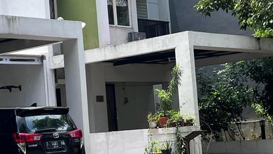 Jual Rumah Strategis di Karawang Barat, Karawang - LT 162m²